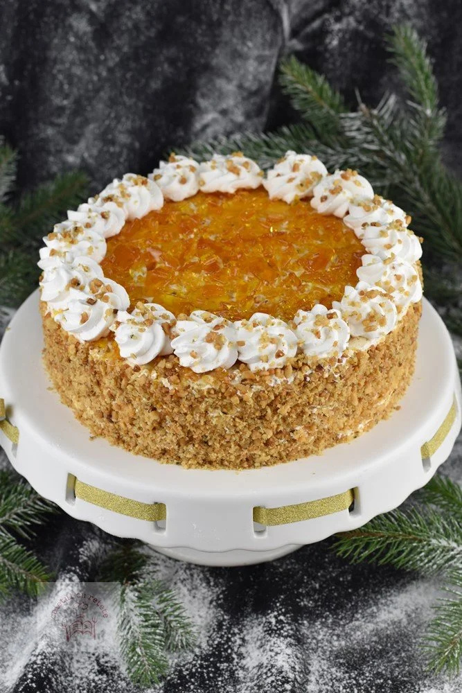 Tort egiptean delicios cu arome autentice și ingrediente tradiționale.